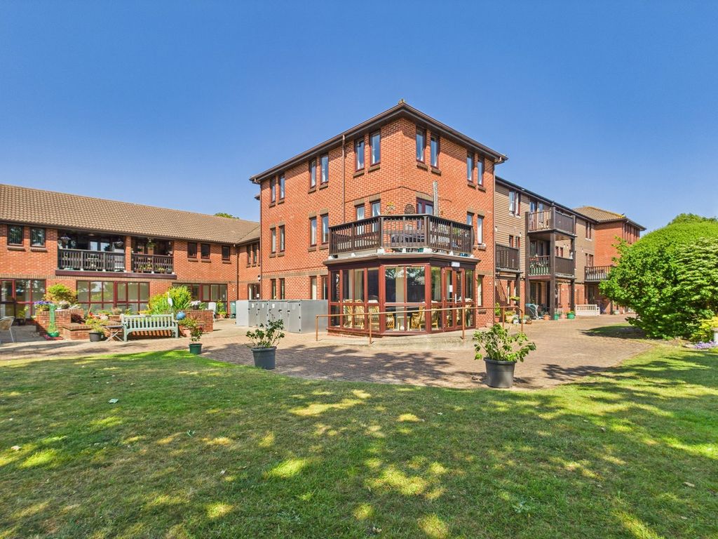 Property photo 1 of 14