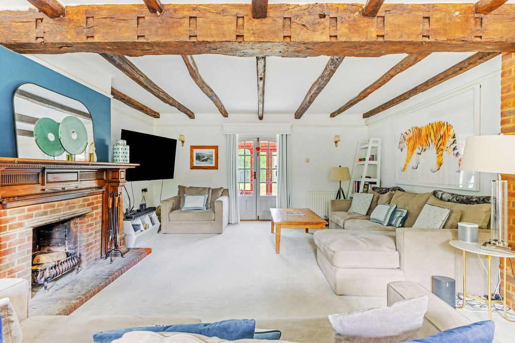 Property photo 3 of 16