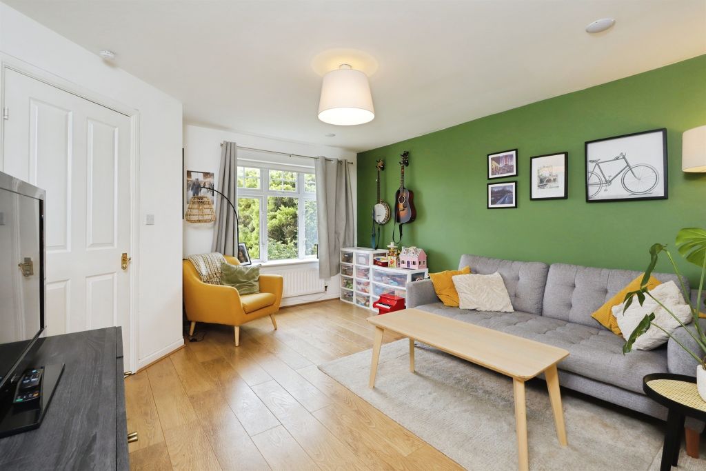 Property photo 3 of 16