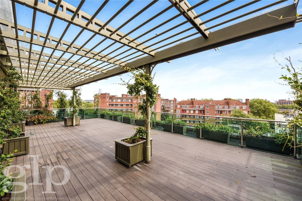 Property photo 3 of 22 4867502