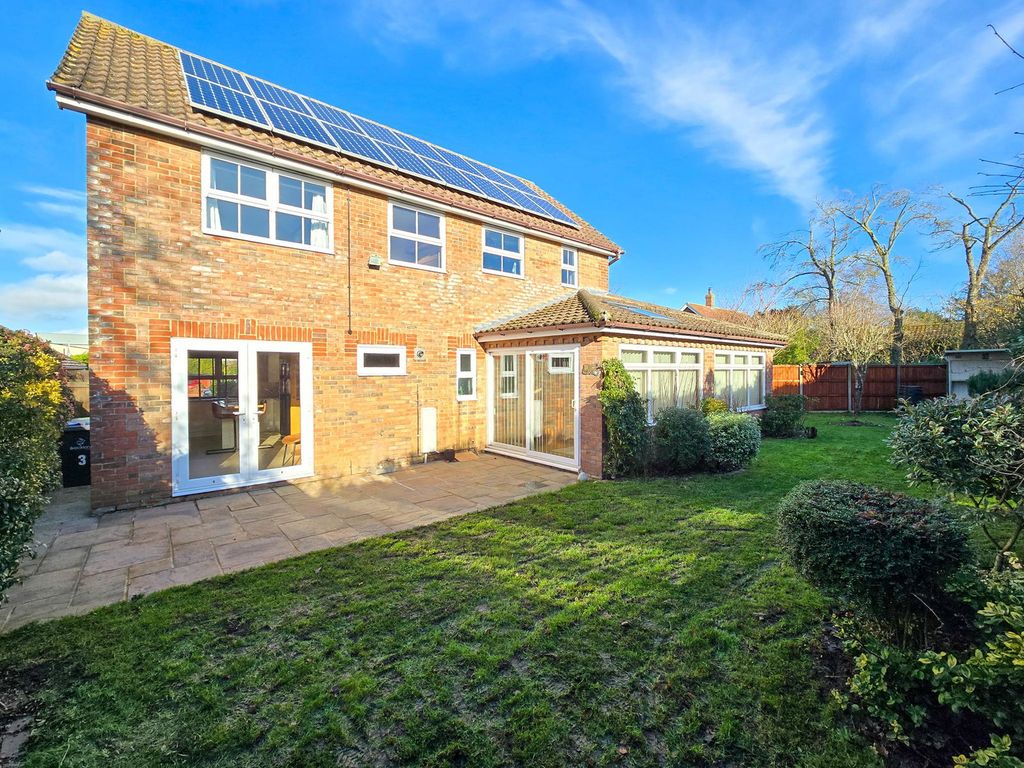 Property photo 2 of 34