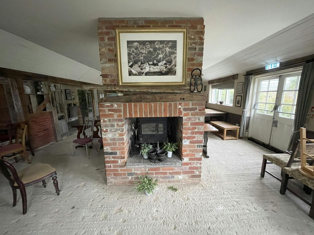 Property photo 3 of 6 10 25 49 E.Jpg