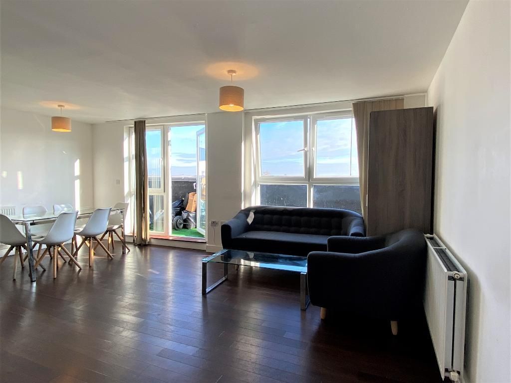 Property photo 3 of 10 Photo 3