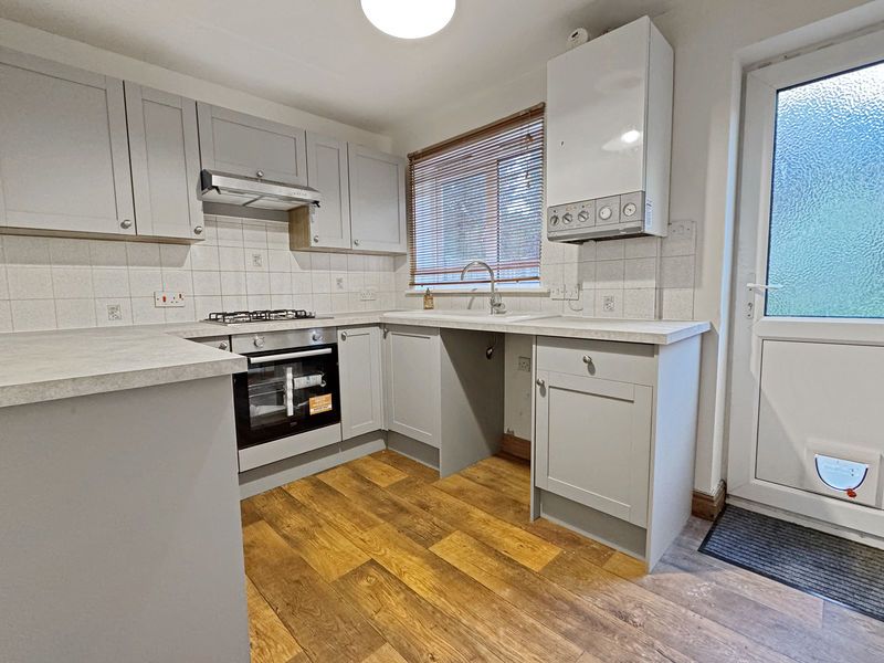 Property photo 2 of 10 Photo 7