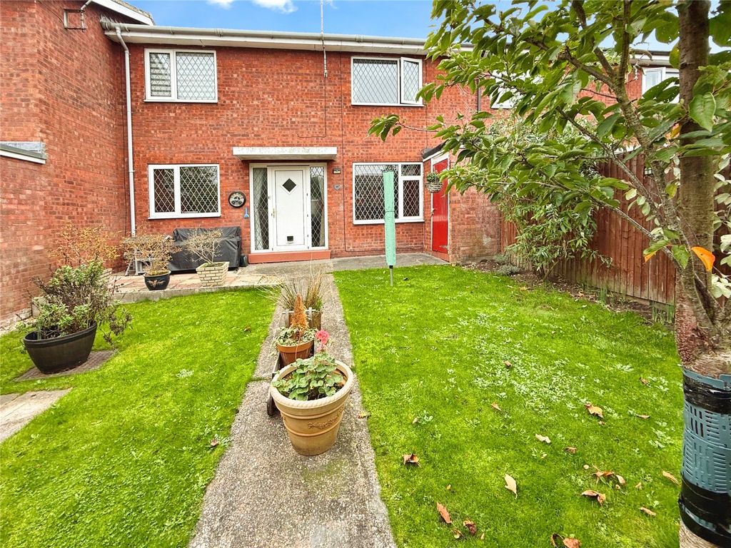 Property photo 1 of 12 Outside