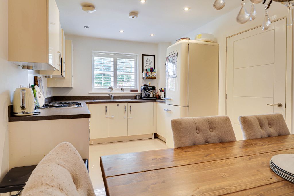 Property photo 3 of 19 Kitchen/Diner