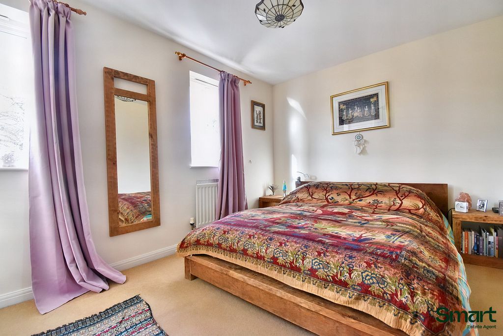 Property photo 3 of 20