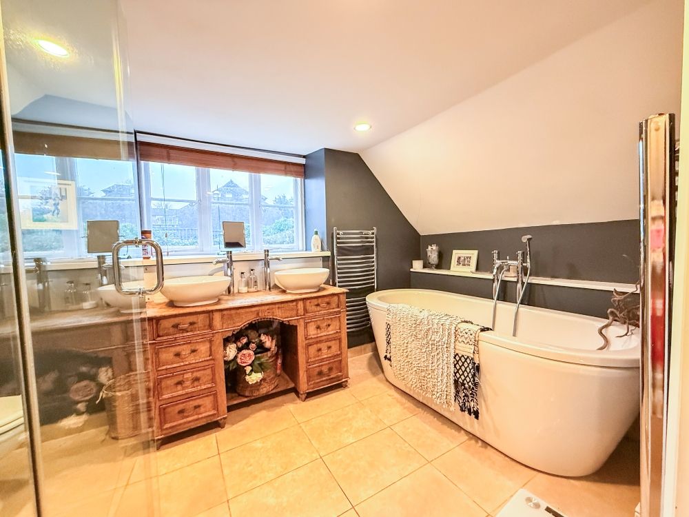 Additional image 12 of 4 bed cottage for salePound Street, Petworth GU28