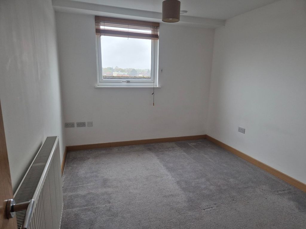 Property photo 3 of 5