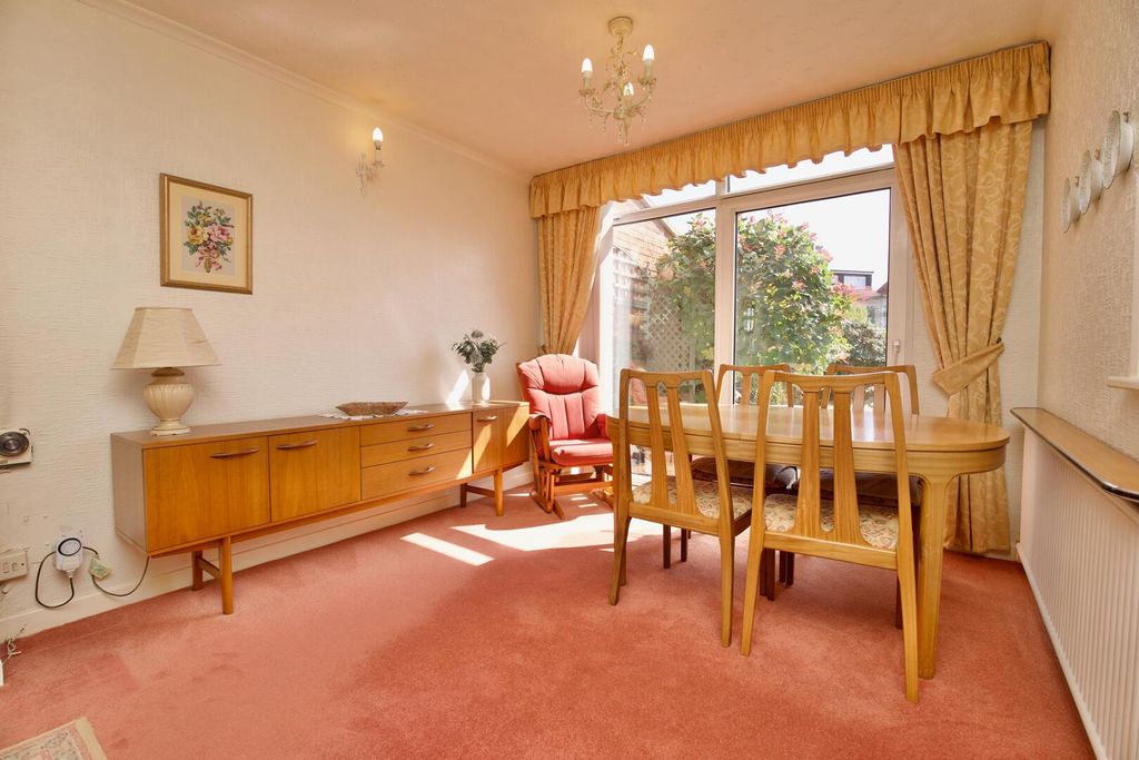 Property photo 3 of 15 Dining Room
