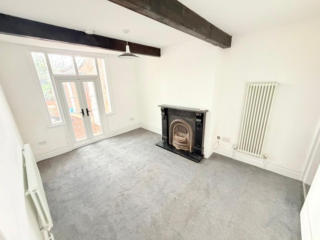 Property photo 2 of 23