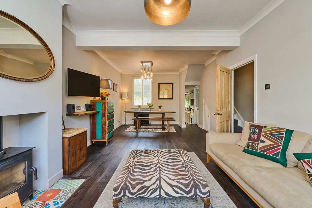 Property photo 3 of 13