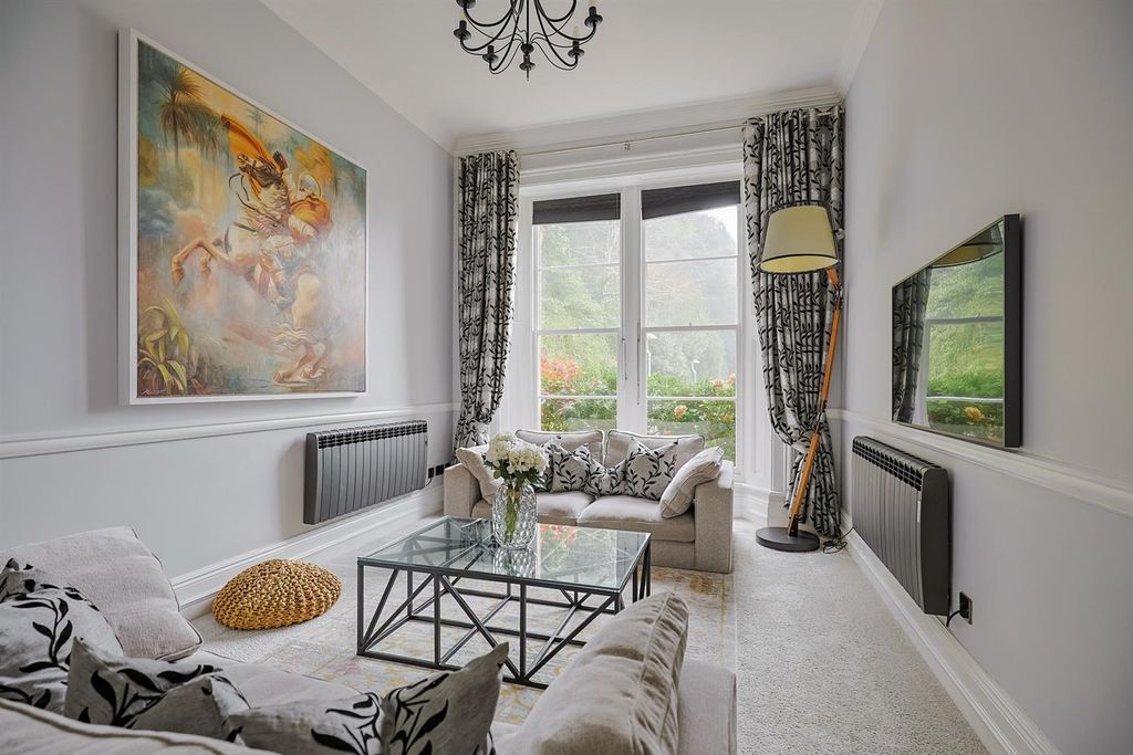 Property photo 3 of 25 A Page _ 3 Langland Bay Manor - Web-20.Jpg