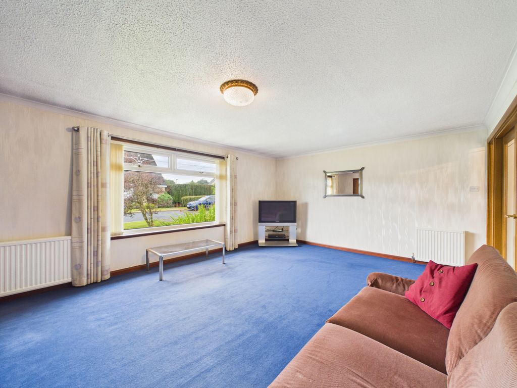 Property photo 2 of 32