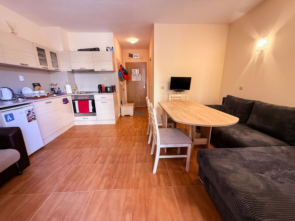 Property photo 2 of 14