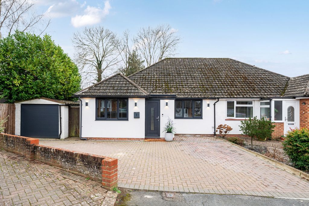 Property photo 3 of 12