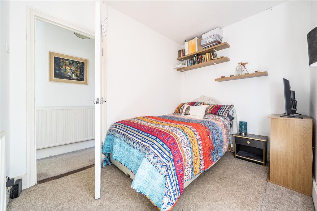 Additional image 15 of 5 bed semi-detached house for saleTonbridge Road, Maidstone ME16