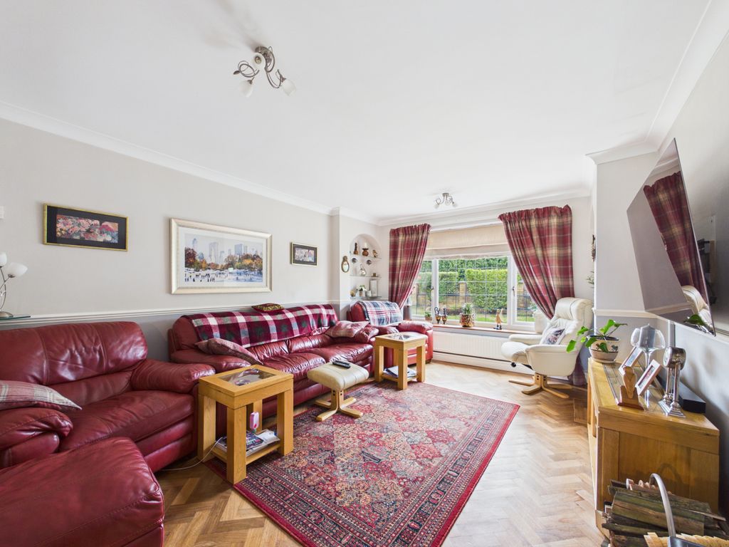 Property photo 2 of 16 Living