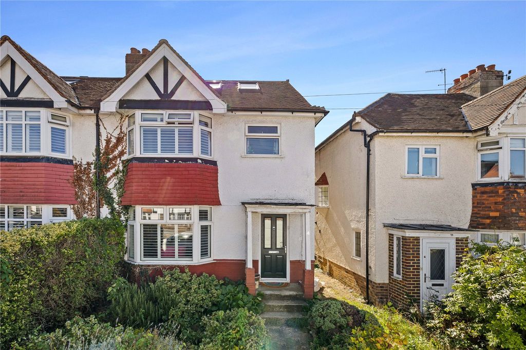 Property photo 1 of 25 Picture No. 06