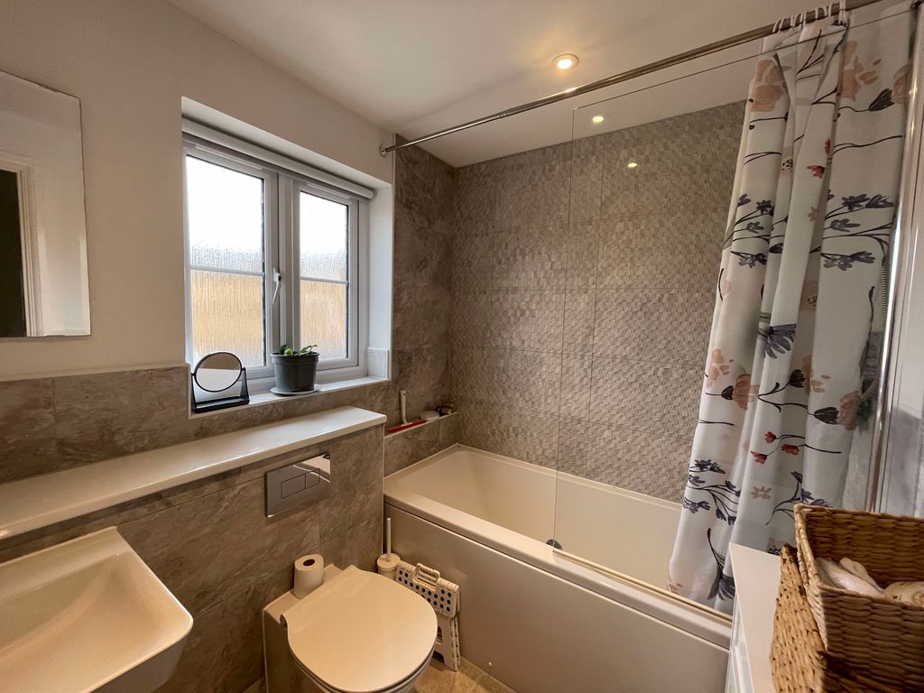 Property photo 2 of 9 Photo 2