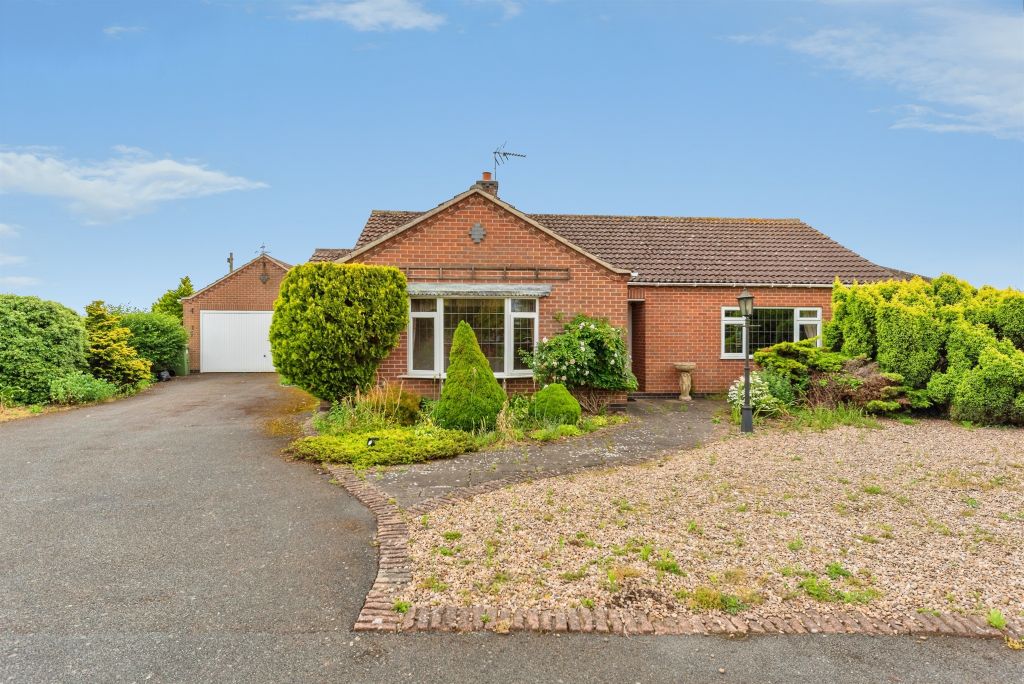 Property photo 1 of 21