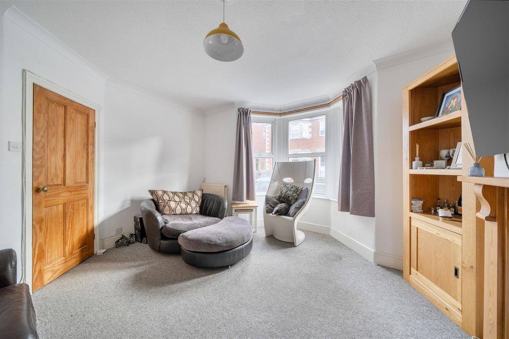 Property photo 2 of 26 1421674-18-69B048E795127.Jpg