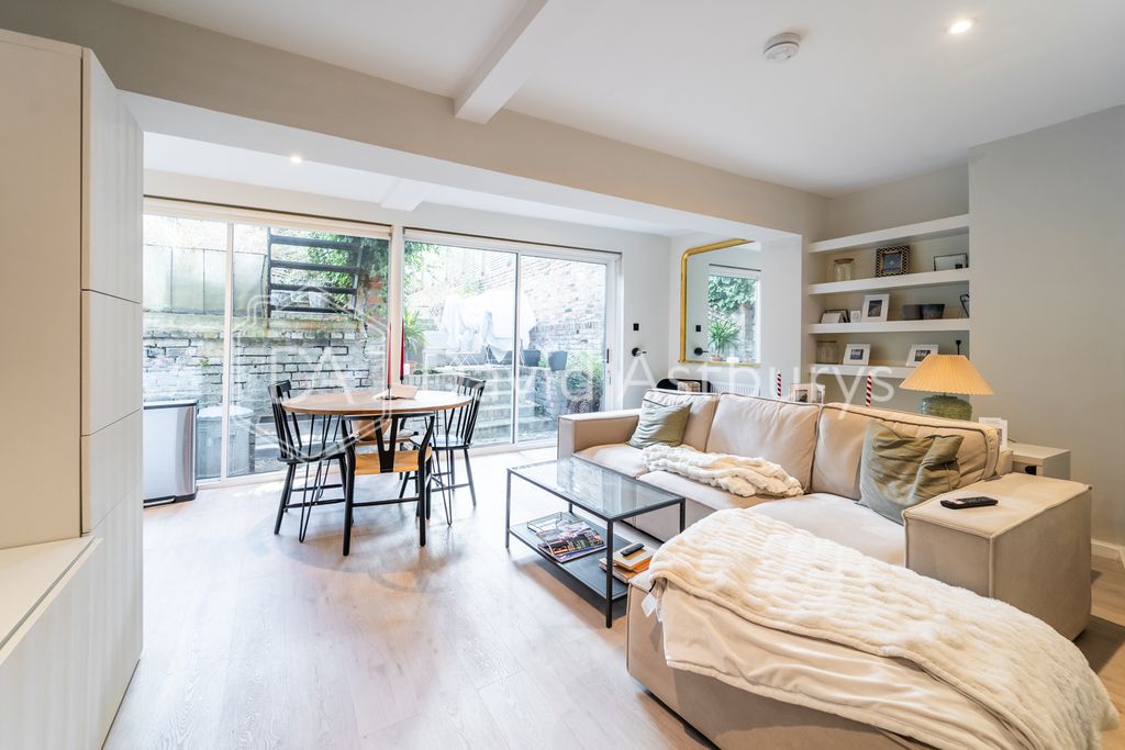 Property photo 1 of 13 Ndb08418