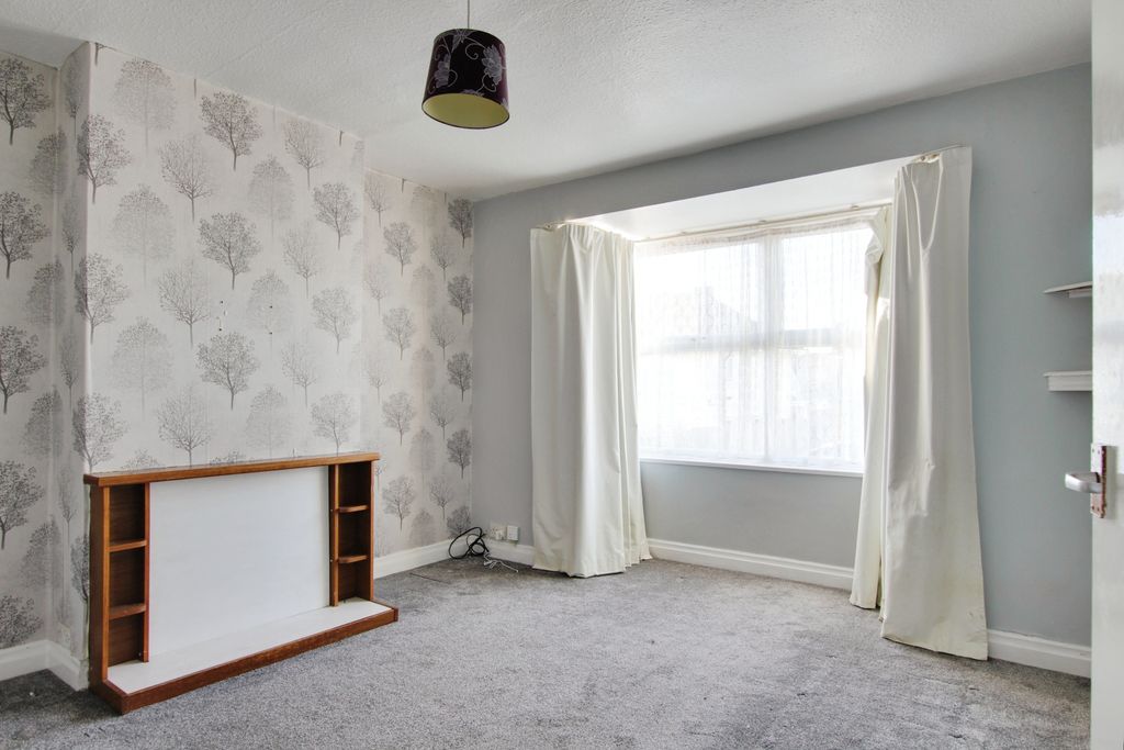 Property photo 3 of 16 Photography