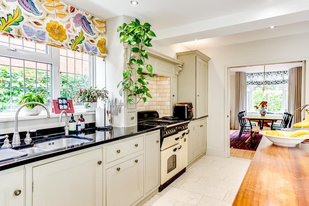 Additional image 9 of 5 bed detached house for saleNorthampton Road, Kettering NN15