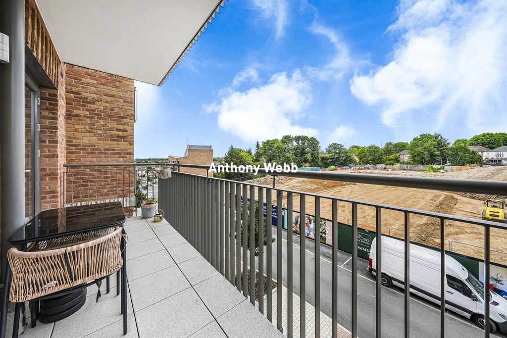 Property photo 2 of 15 Balcony