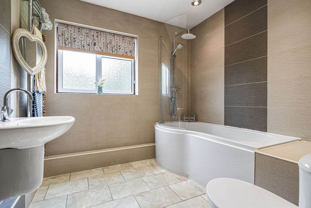 Additional image 11 of 4 bed detached house for saleRoman Place, Didcot OX11