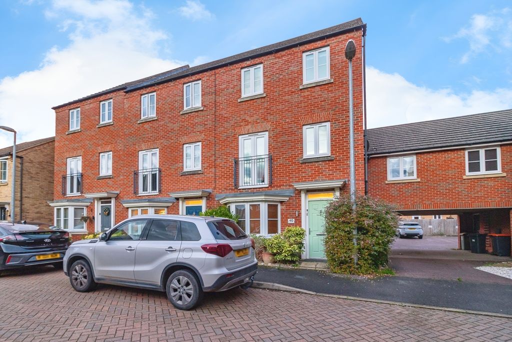 Property photo 1 of 17 Photo