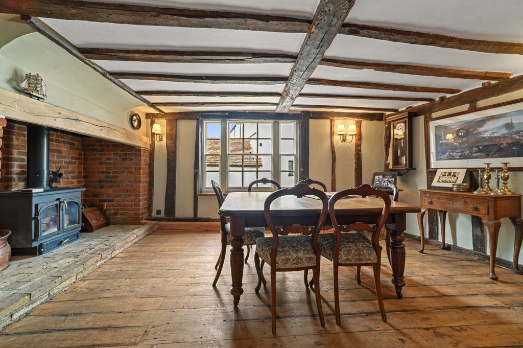 Property photo 3 of 48 Pt-Fc(Col)-Waterlanehouse-24