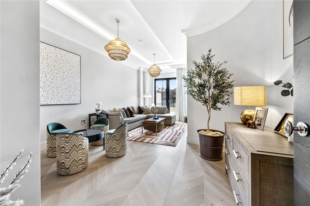 Property photo 3 of 17 Picture No. 06