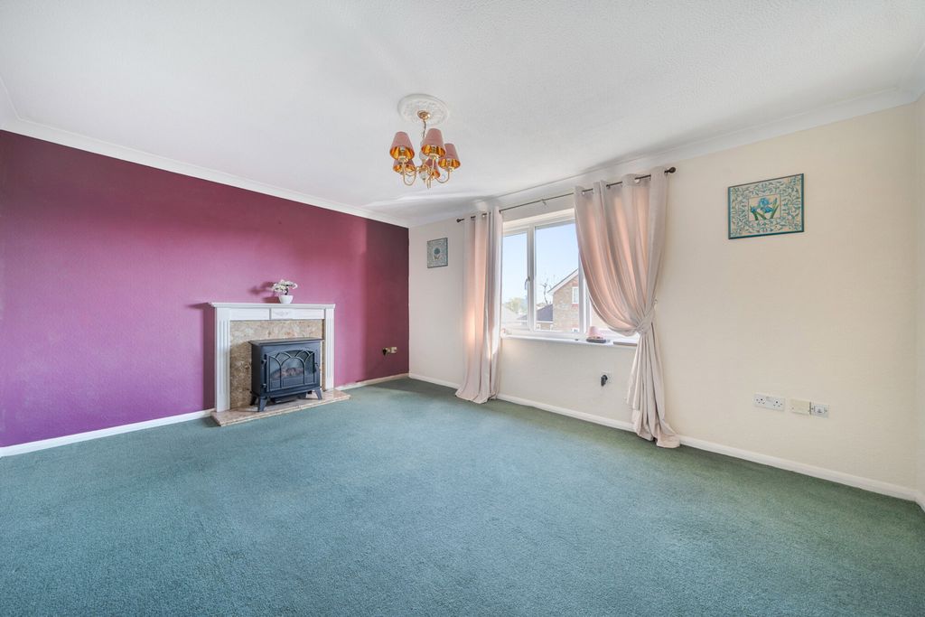 Property photo 3 of 19 1439286-7-69d613F...