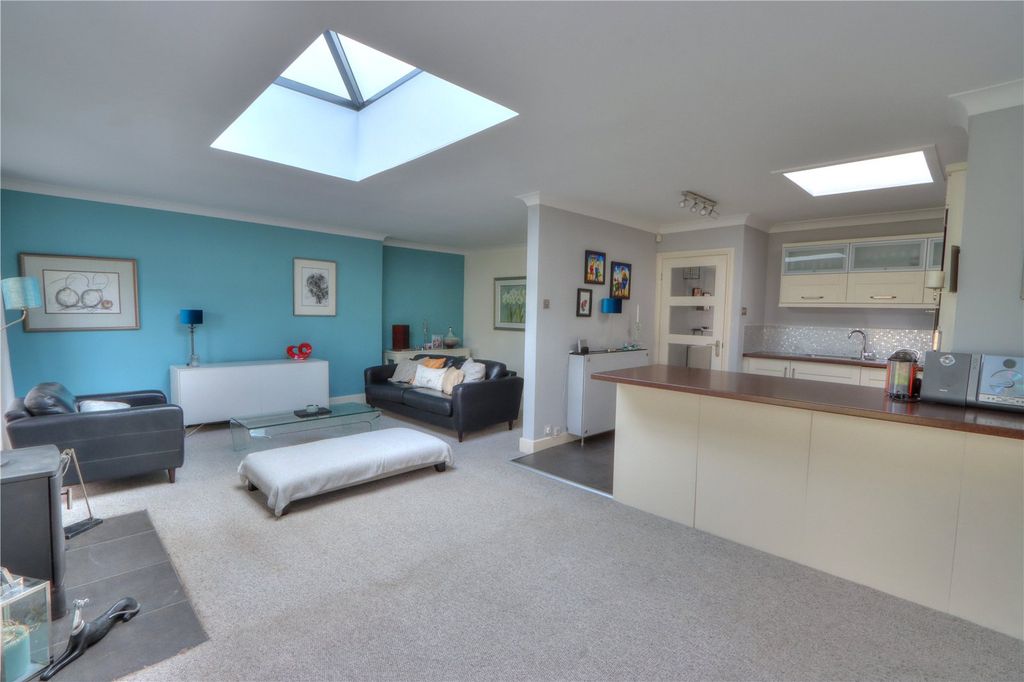 Property photo 2 of 13 Picture No. 09