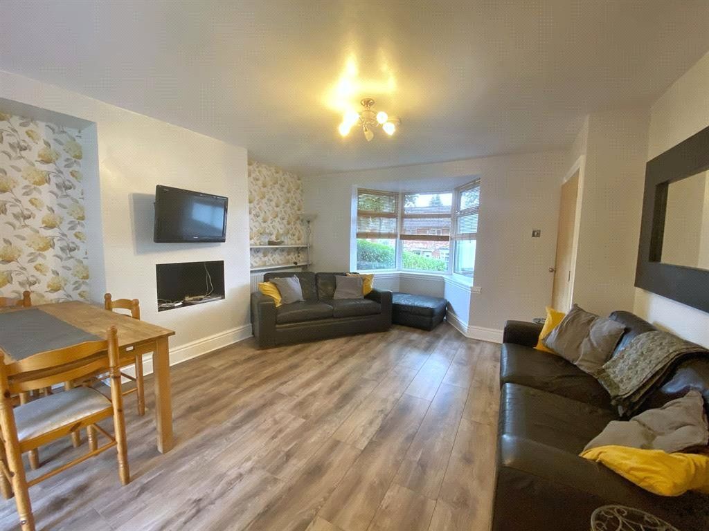 Property photo 2 of 17 Picture No. 11