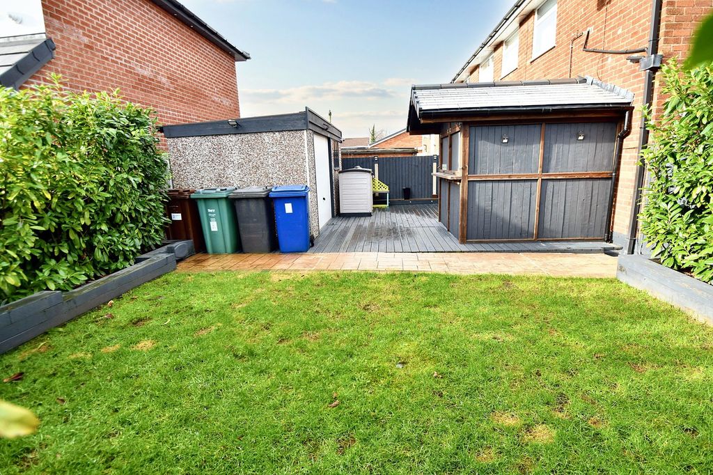 Property photo 2 of 24