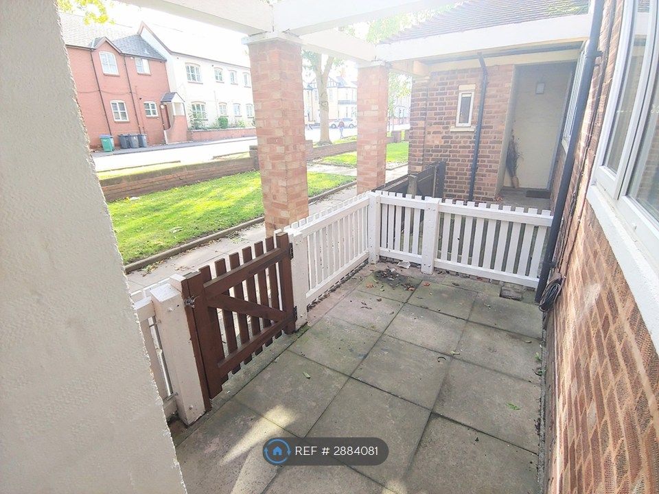 Property photo 2 of 20