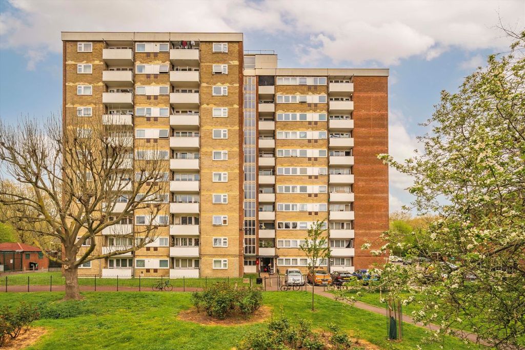 Property photo 1 of 5