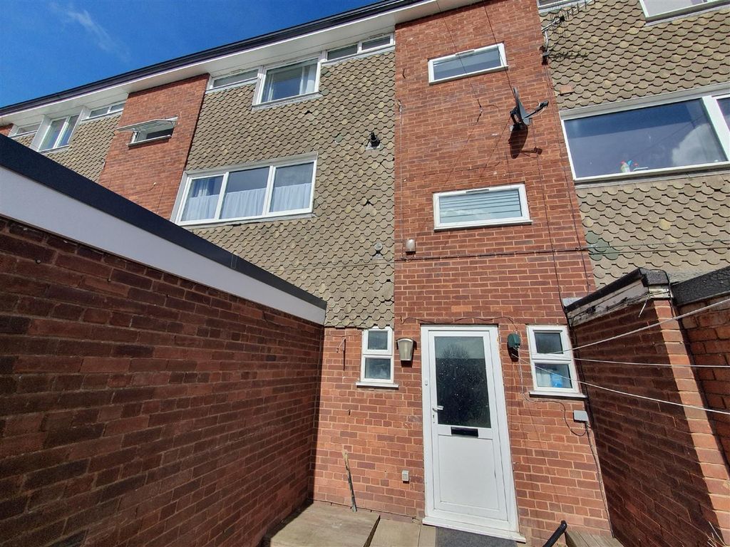 Property photo 2 of 12 Fp3.Jpg