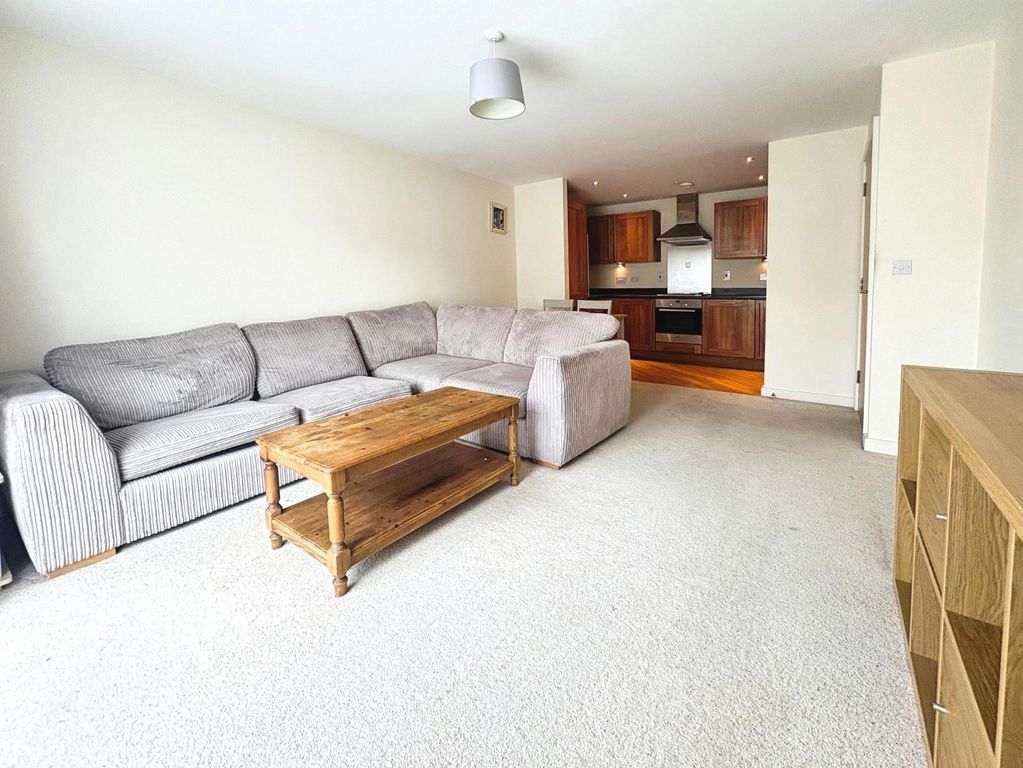 Property photo 3 of 10 Pbox-Img.Jpg