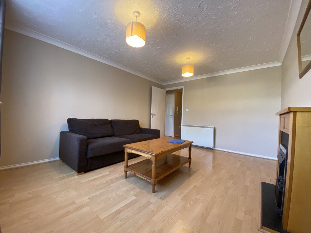 Property photo 3 of 6