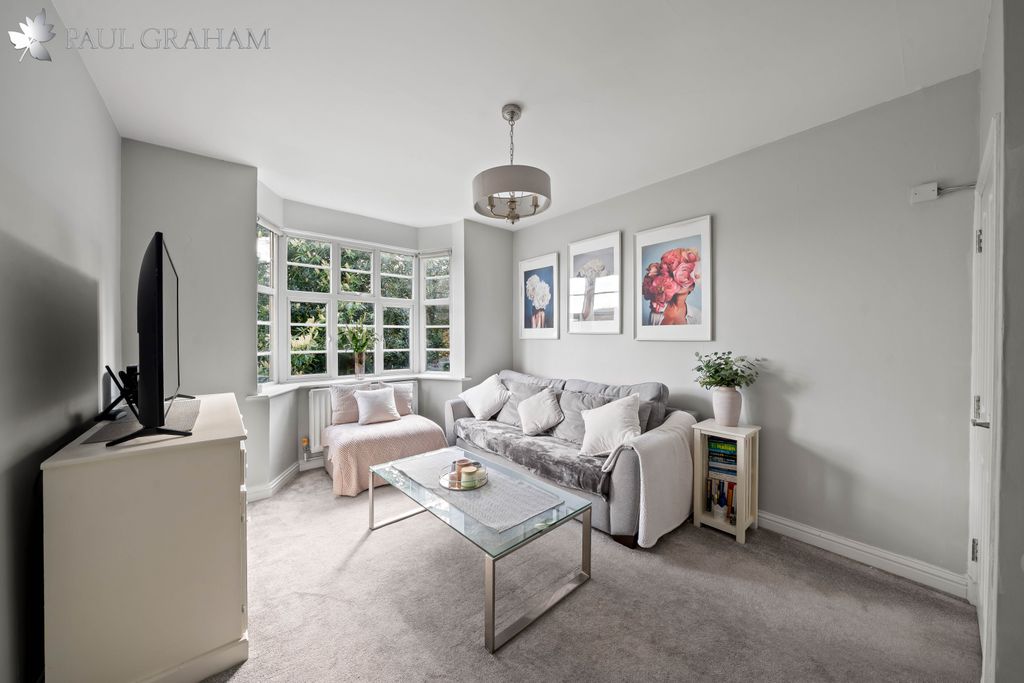 Property photo 3 of 15 Dsc06306