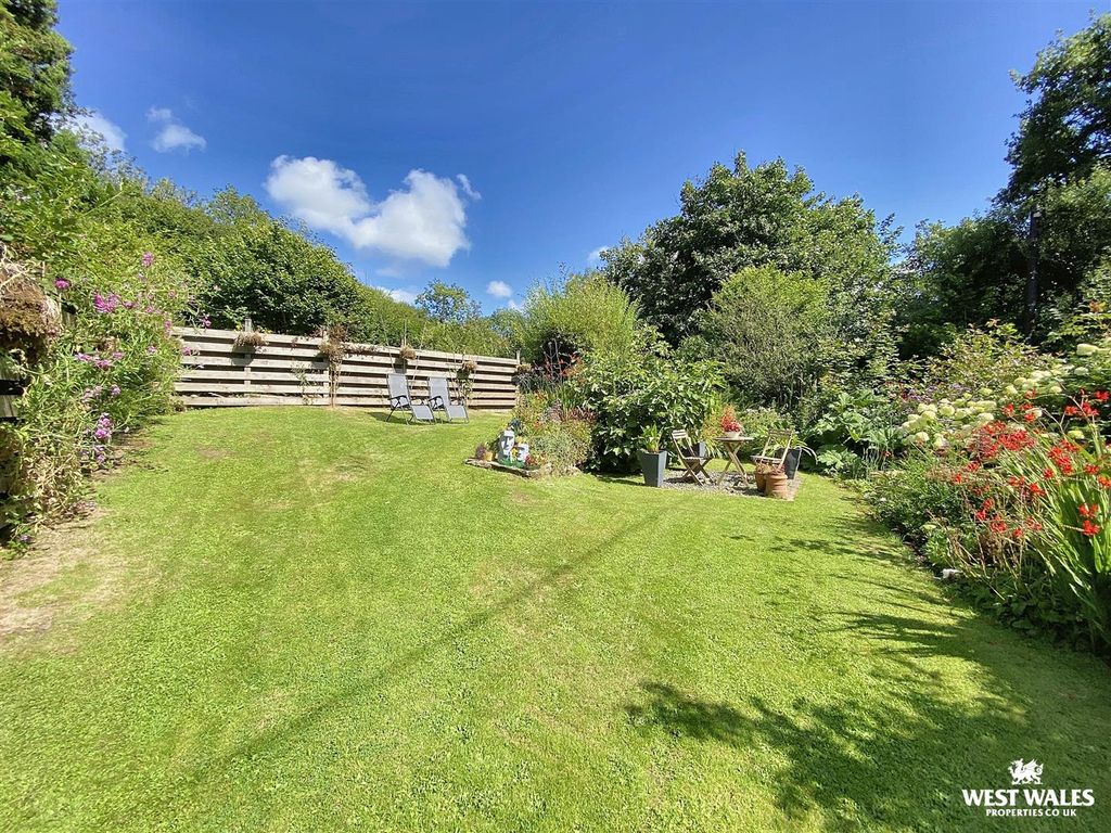 Property photo 3 of 38 Img_8674.Jpg