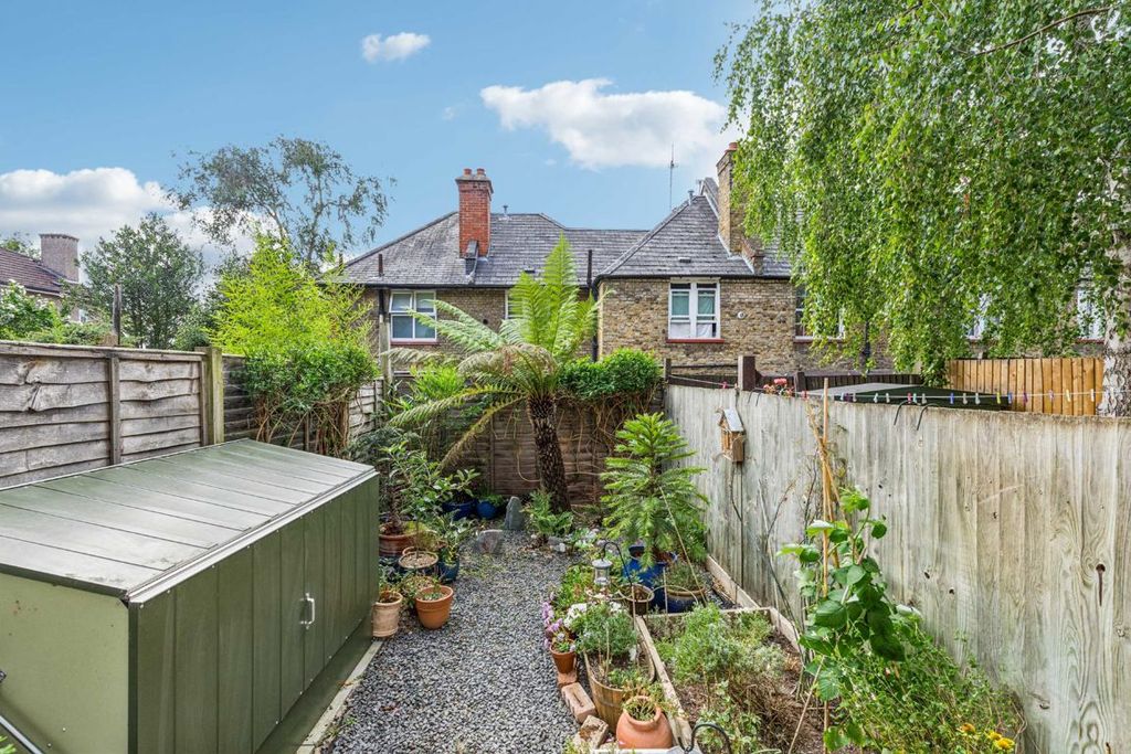 Property photo 3 of 7