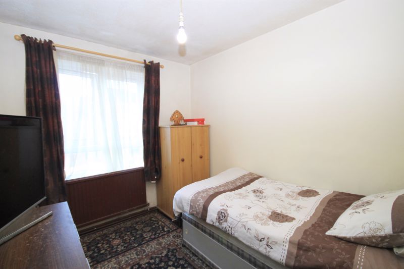 Additional image 10 of 4 bed flat for saleSilvertree Lane, Greenford UB6