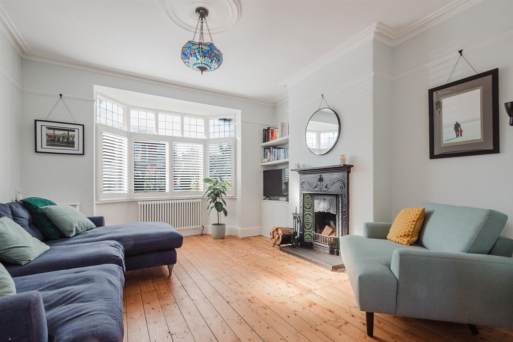 Property photo 2 of 42 Image 2