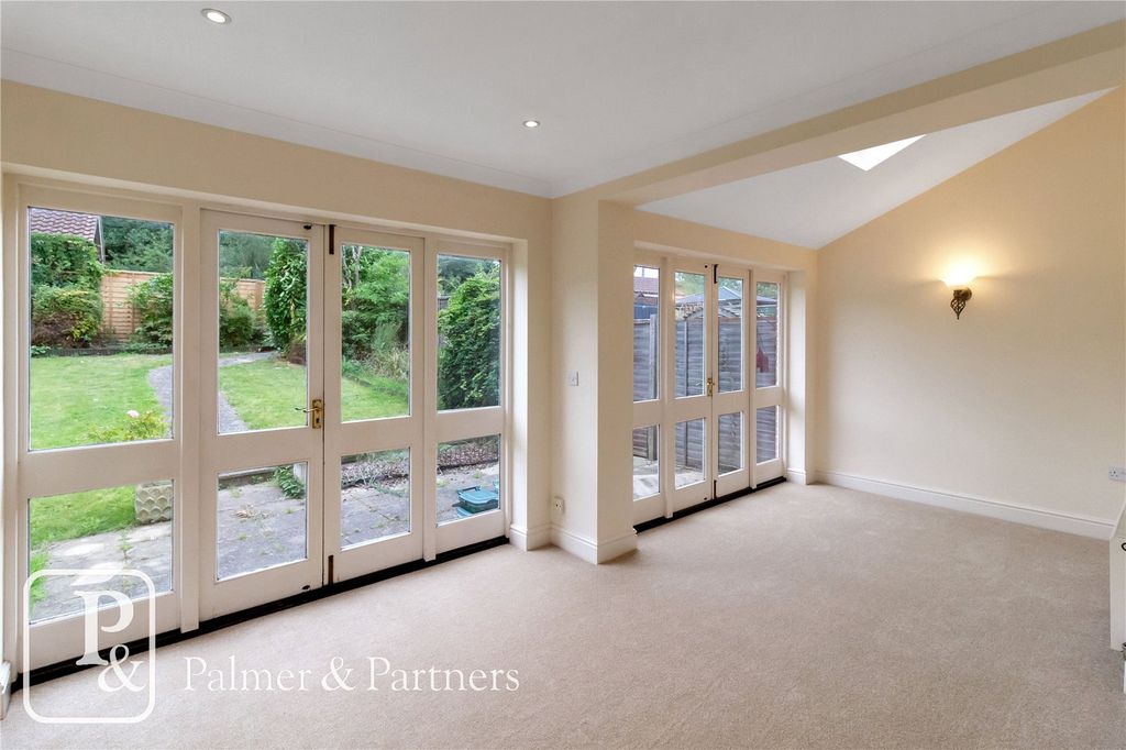 Property photo 2 of 23 Picture No. 31