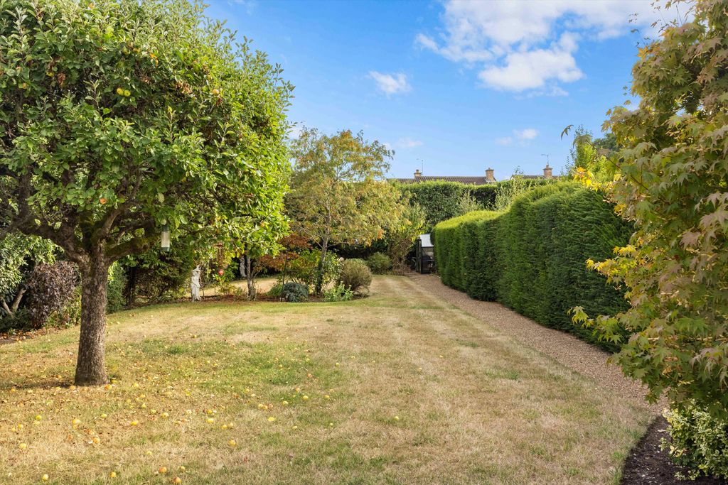 Property photo 3 of 30 Image
